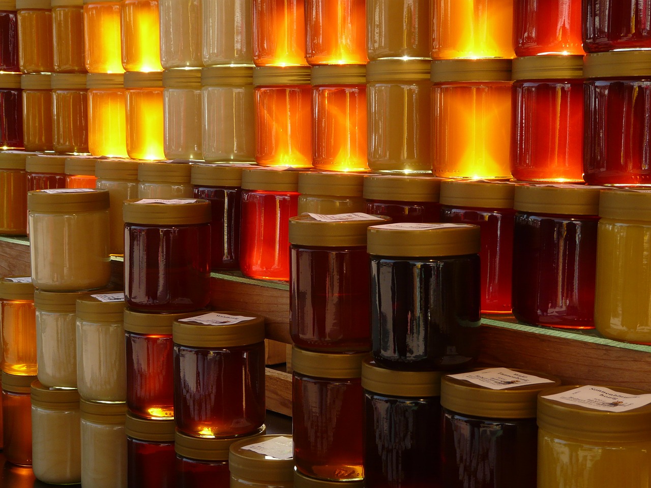 Mierea românească se vinde la cel mai mic preț din Europa. Care sunt nemulțumirile apicultorilor