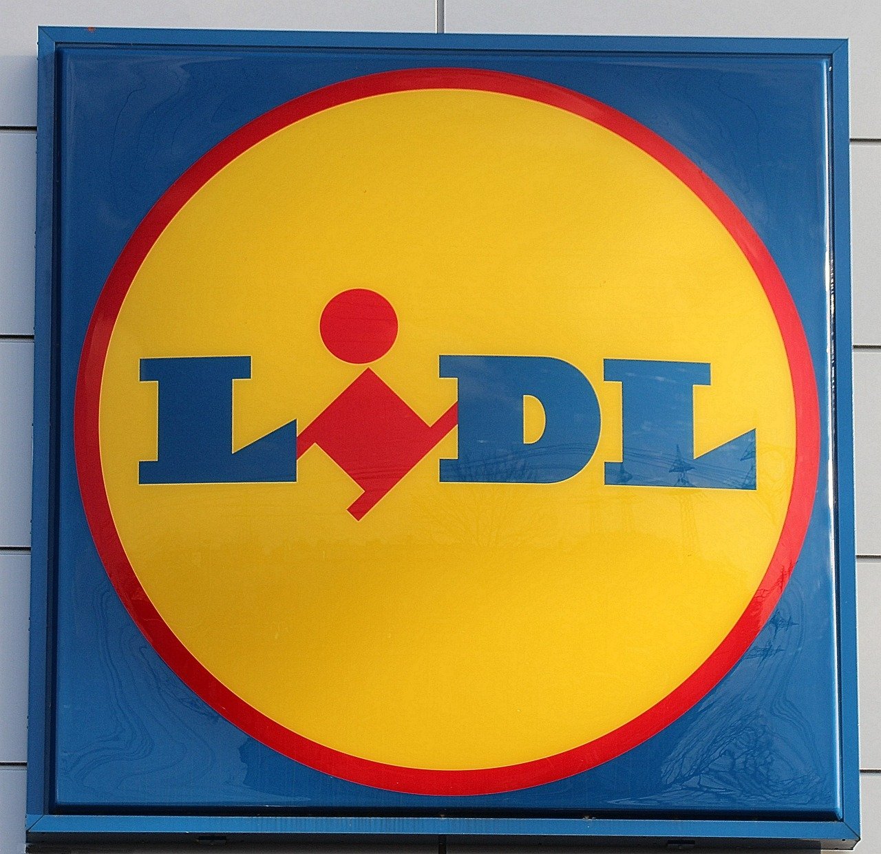 Un nou target depășit în 2021 pentru Lidl: 33 de magazine noi într-un singur an. Câți angajați români are retailerul german
