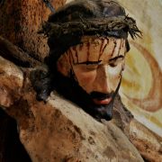 Tradiții Vinerea Mare: ce nu ai voie să faci în cea mai neagră zi a creștinismului