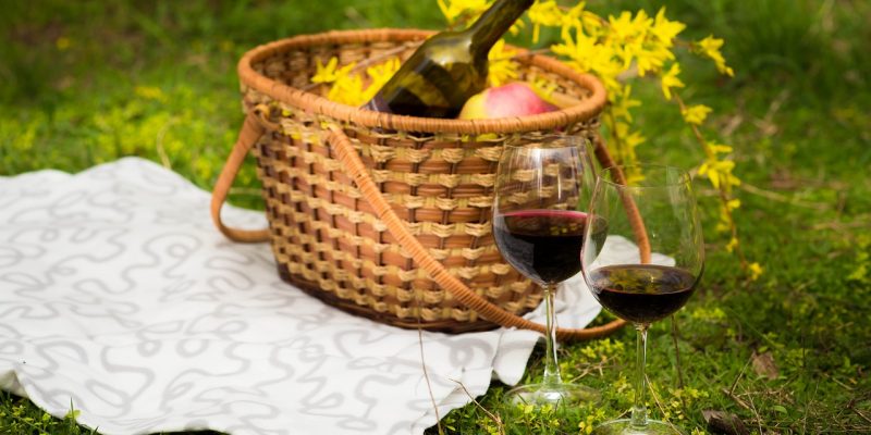 Tradiții străvechi de 1 Mai: ziua în care se sărbătorește odihna pământului