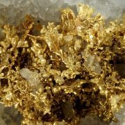 Cel mai mare bulgăre de aur pur din Europa, găsit în România. Locul încărcat de istorie și de bogății naturale