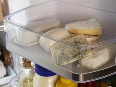 Cum se pastreaza branza in frigider. Secretul gospodinelor: cum o tii mai mult timp fara sa se strice